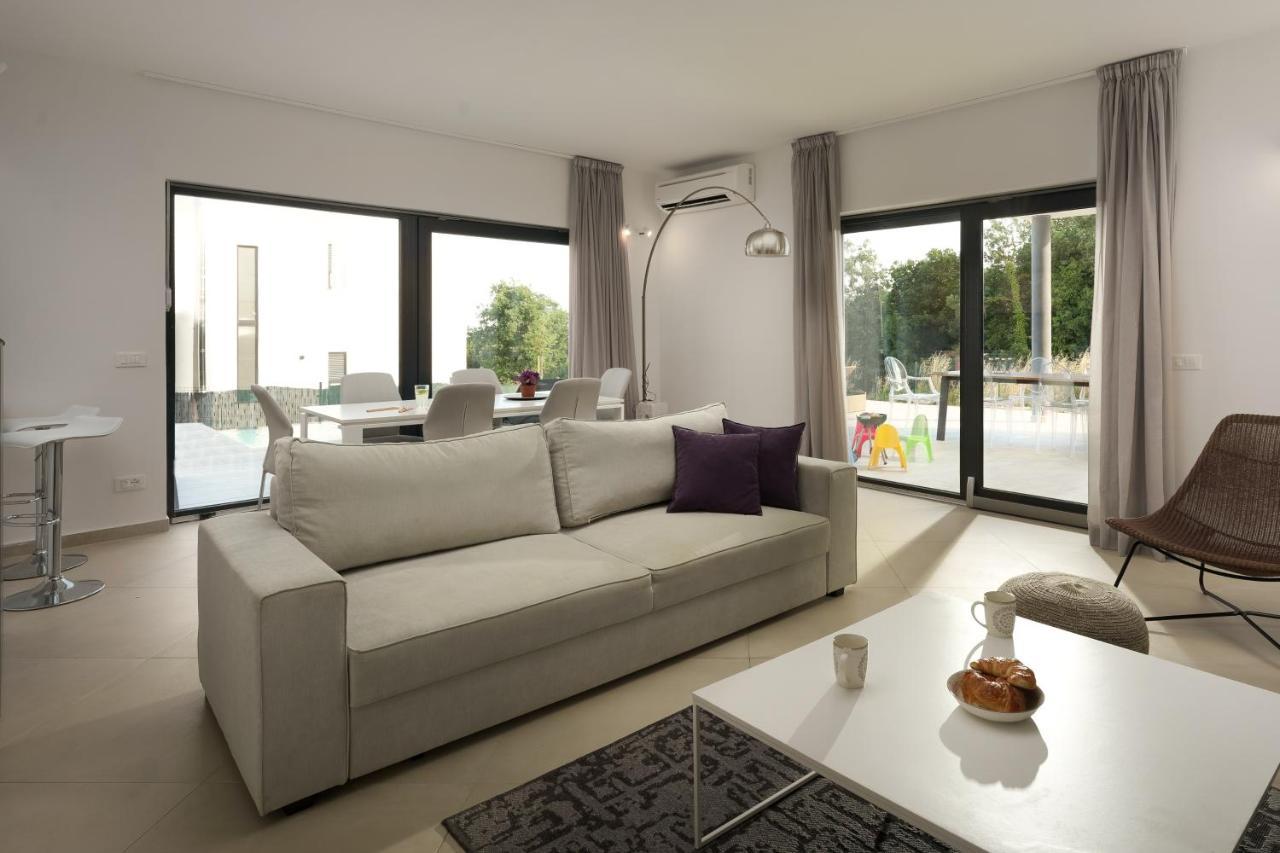 Sea View Villa Cala Royal クルニカ エクステリア 写真
