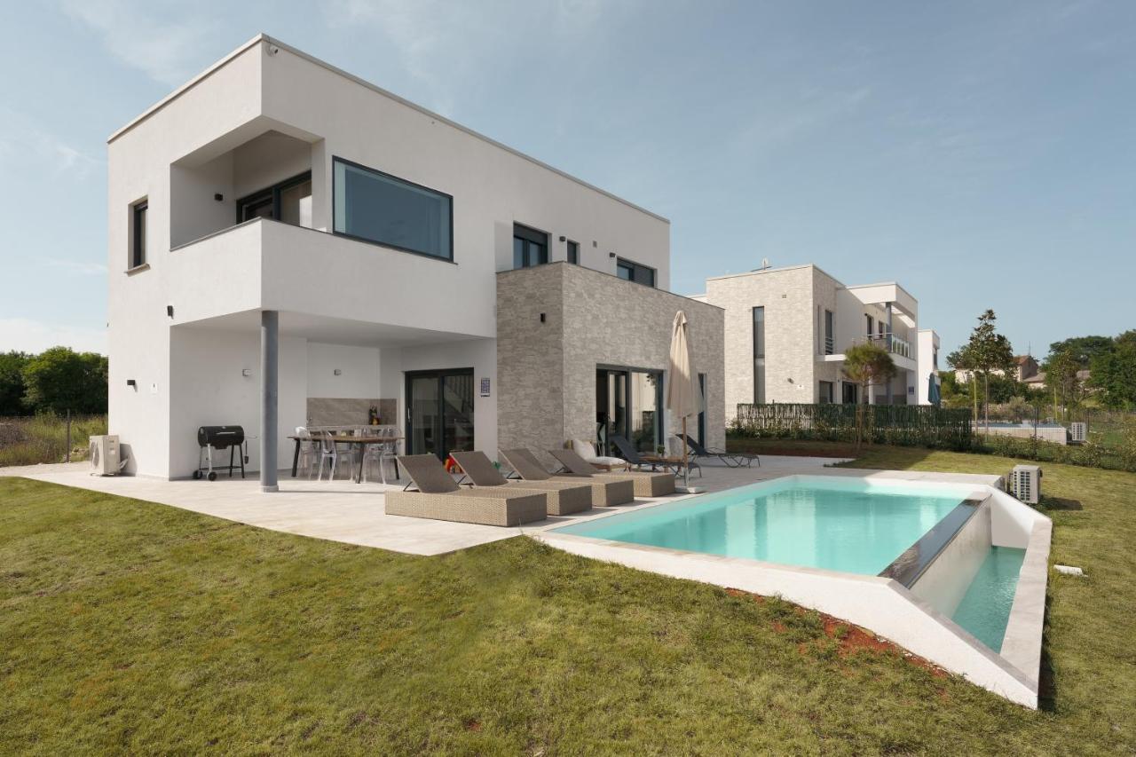 Sea View Villa Cala Royal クルニカ エクステリア 写真