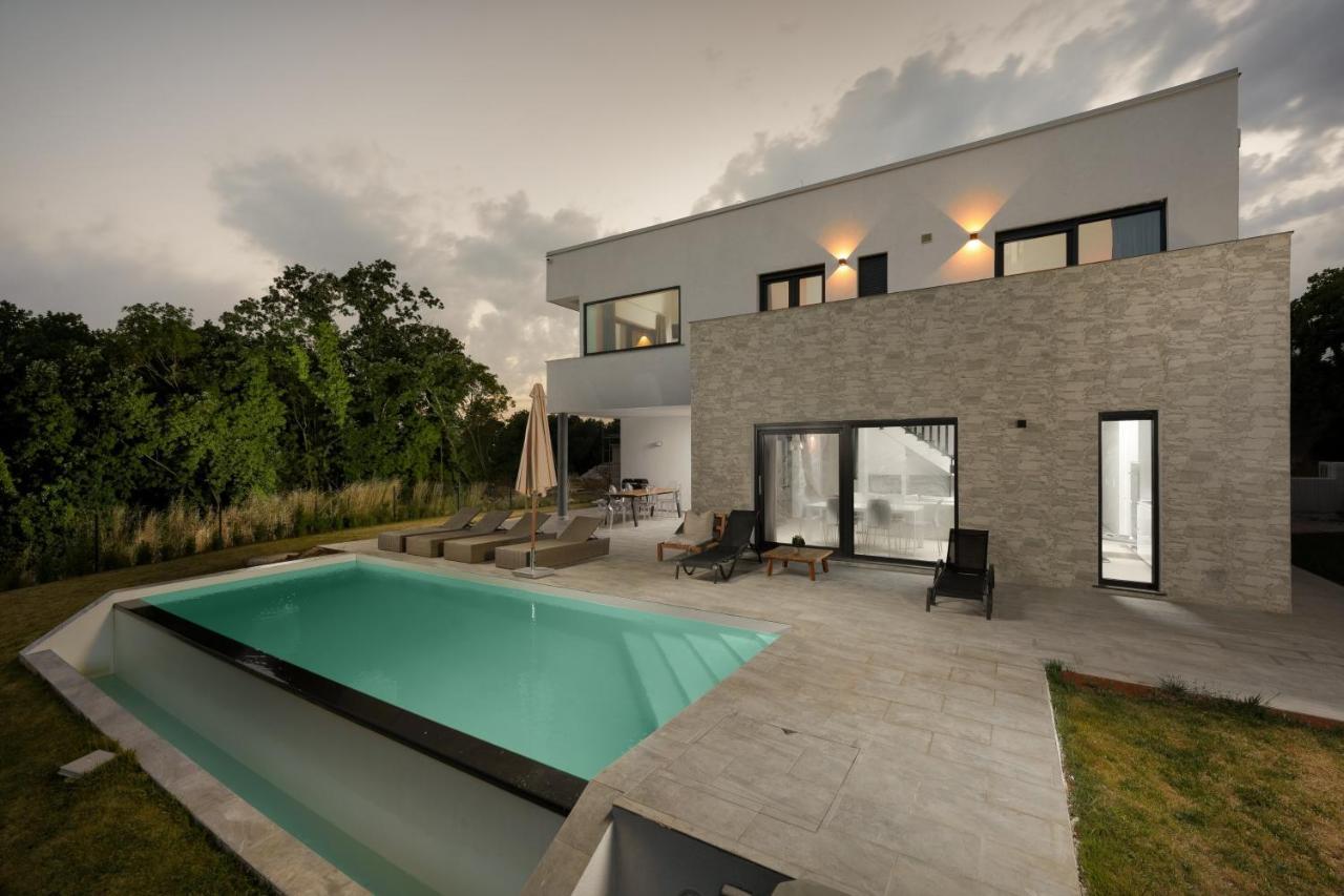 Sea View Villa Cala Royal クルニカ エクステリア 写真