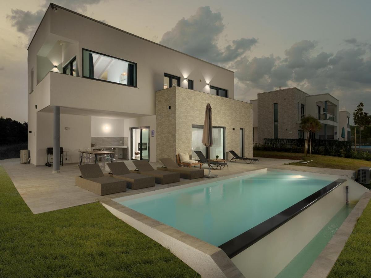 Sea View Villa Cala Royal クルニカ エクステリア 写真