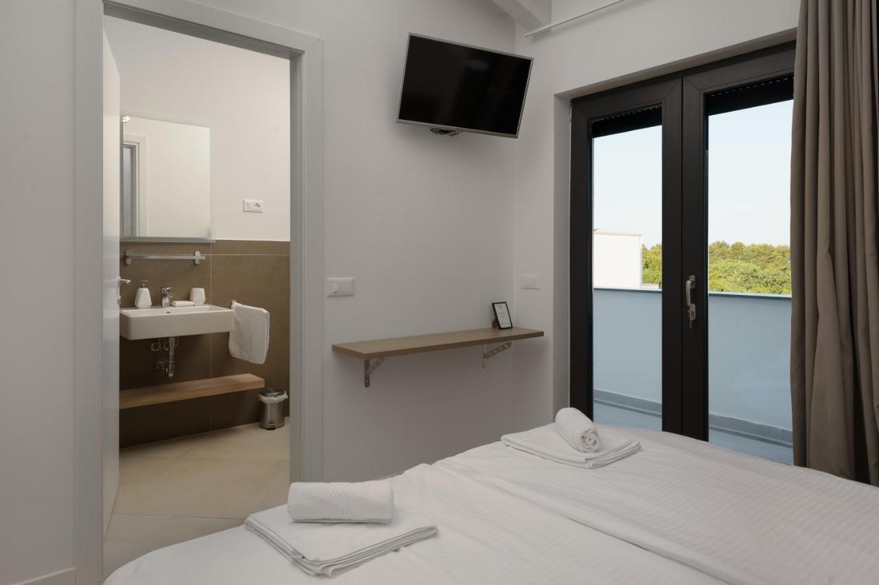 Sea View Villa Cala Royal クルニカ エクステリア 写真