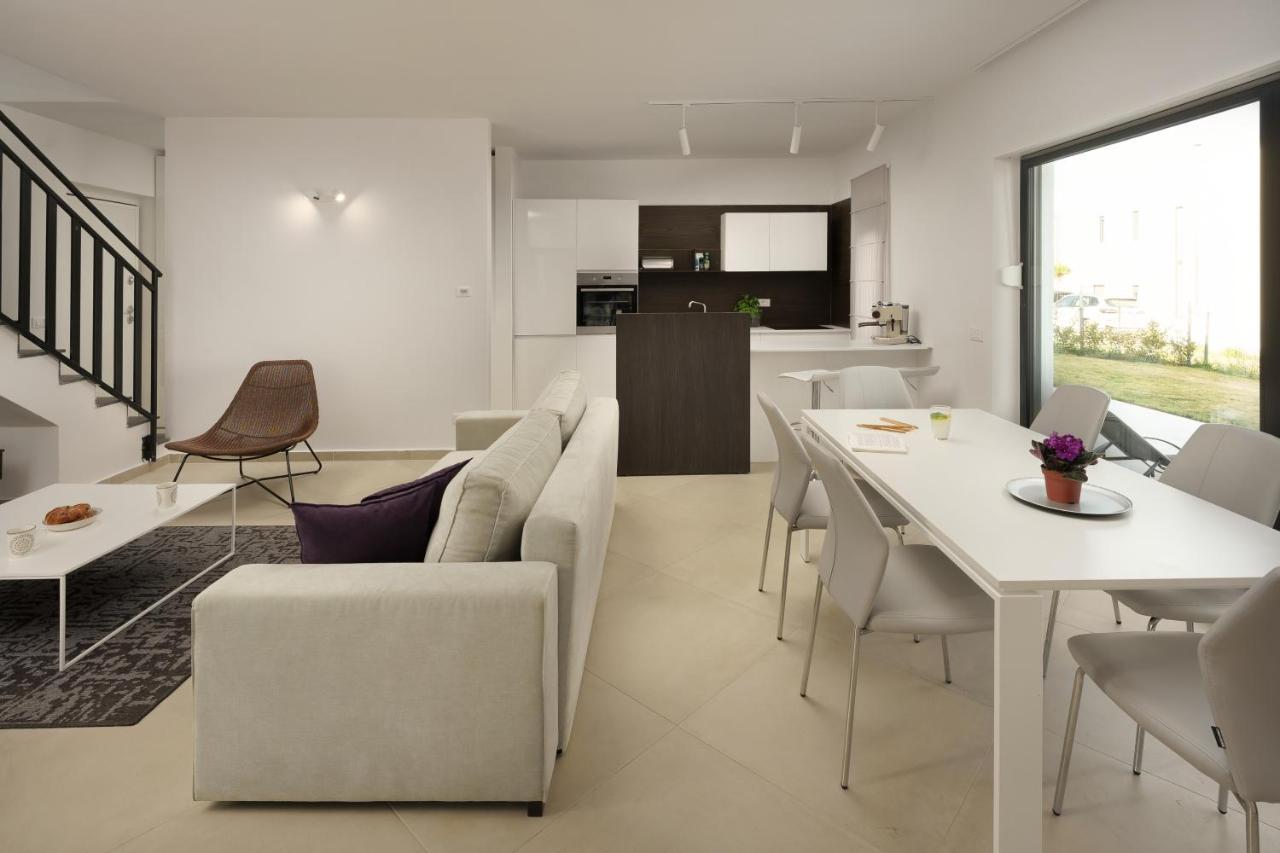 Sea View Villa Cala Royal クルニカ エクステリア 写真