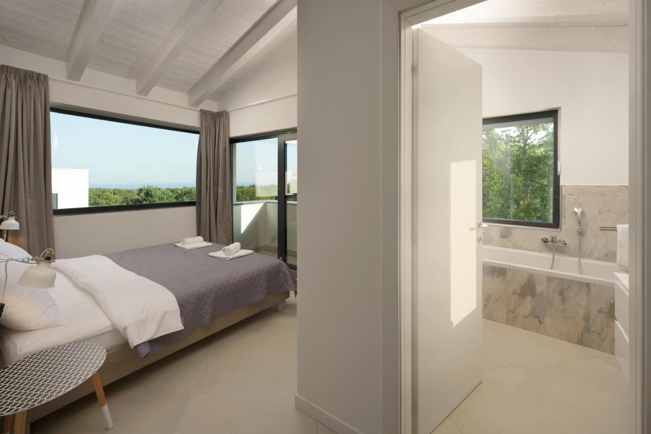 Sea View Villa Cala Royal クルニカ エクステリア 写真